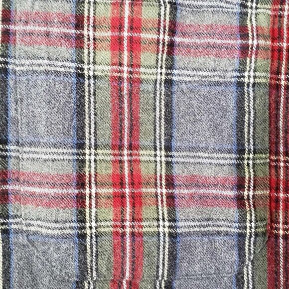 LL Bean Shirt Mens Size M Medium Gray Red Plaid Flannel LS Button Down LS - Picture 4 of 8
